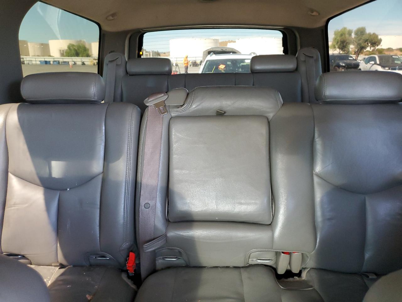 2005 CHEVROLET Suburban
