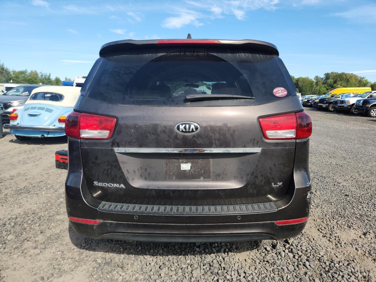 2016 KIA SEDONA