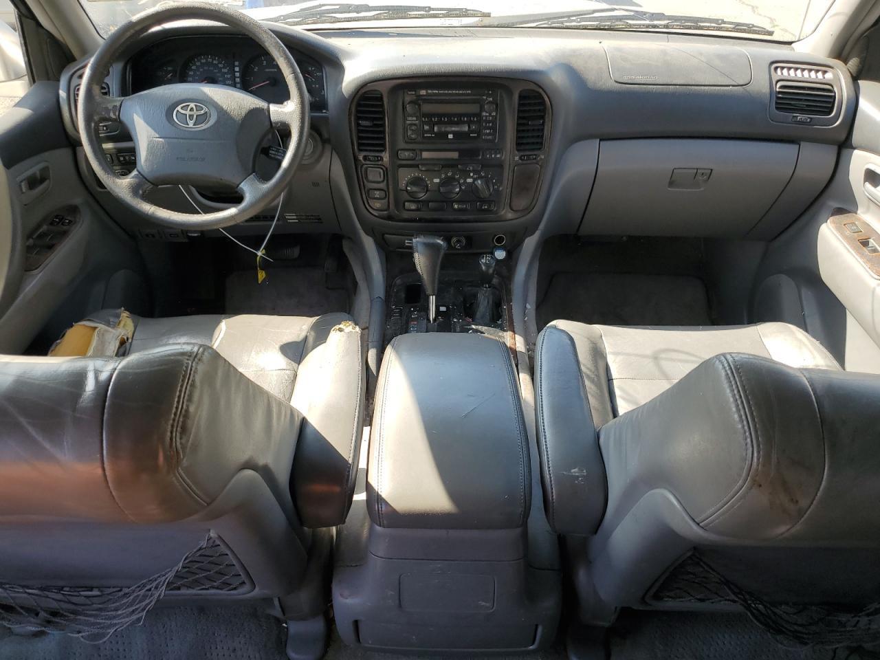 2001 TOYOTA LAND CRUISER