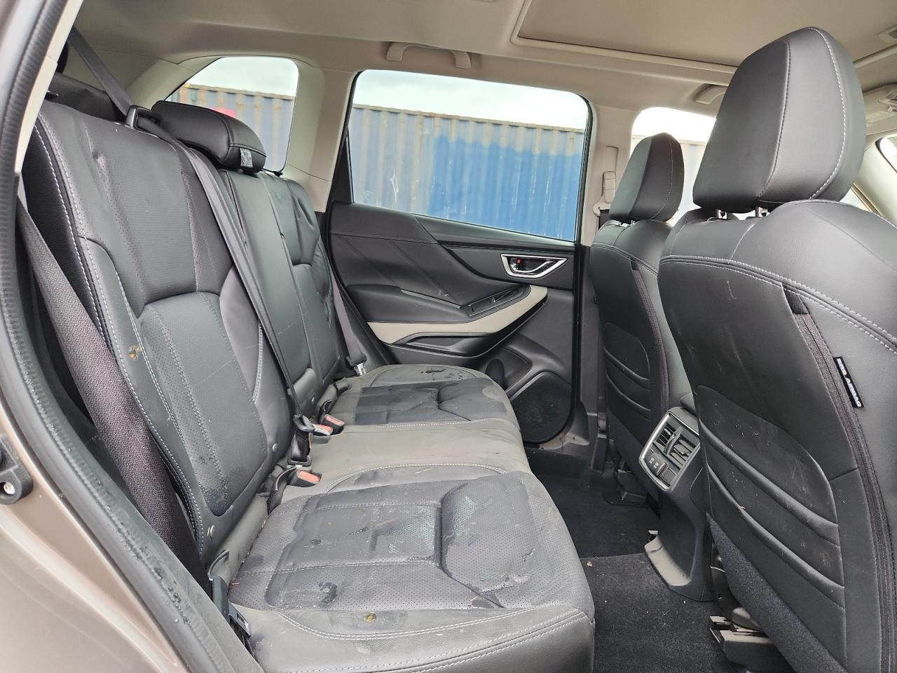 2022 SUBARU FORESTER