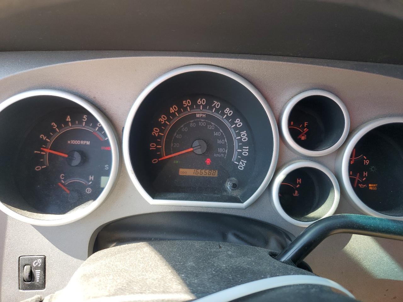2011 TOYOTA TUNDRA