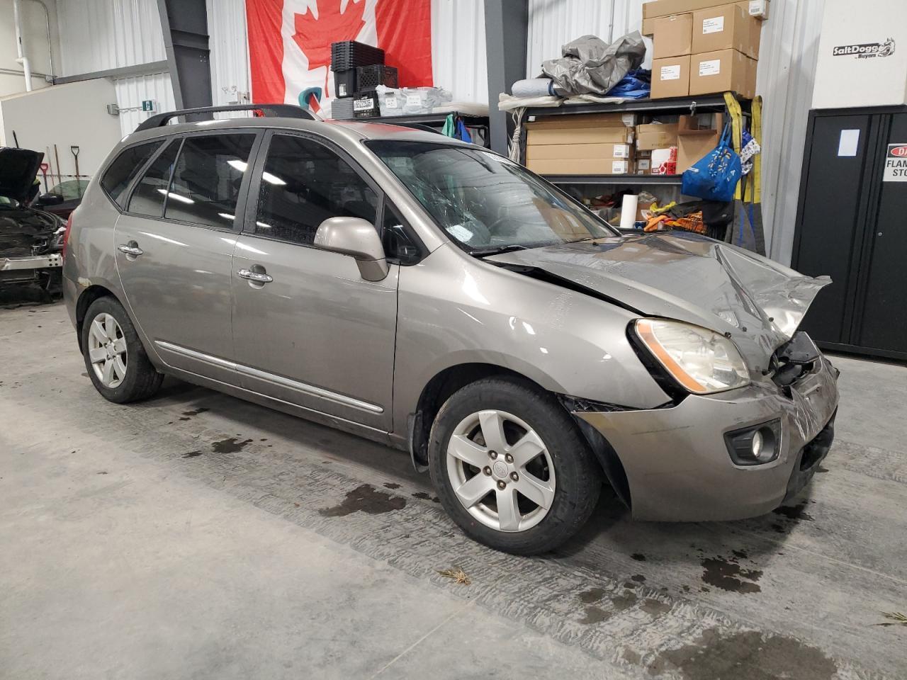 2009 KIA RONDO
