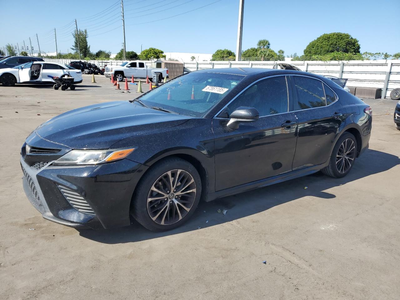 2018 TOYOTA CAMRY