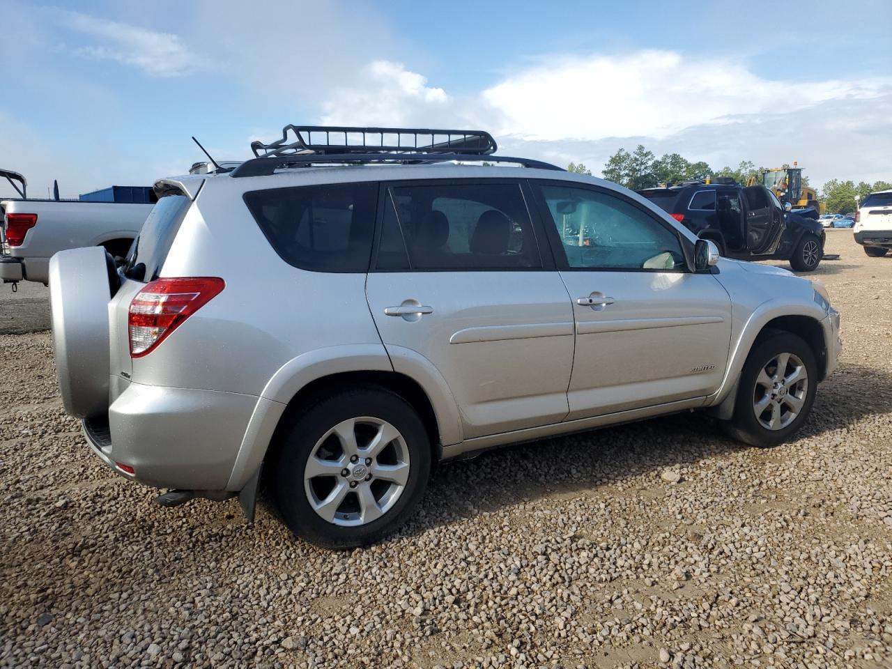 2011 TOYOTA RAV4