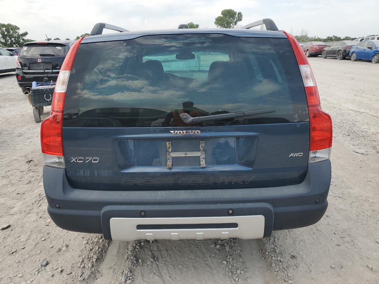 2006 VOLVO XC70