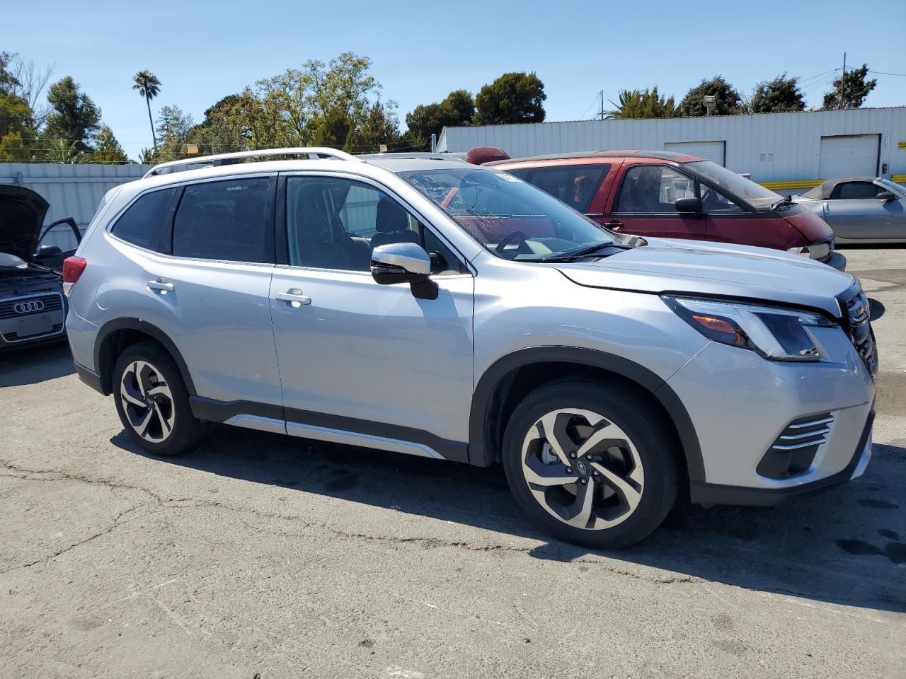 2022 SUBARU FORESTER
