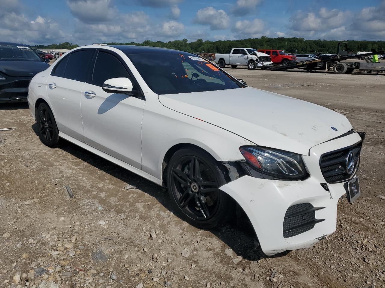 2017 MERCEDES-BENZ E-Class
