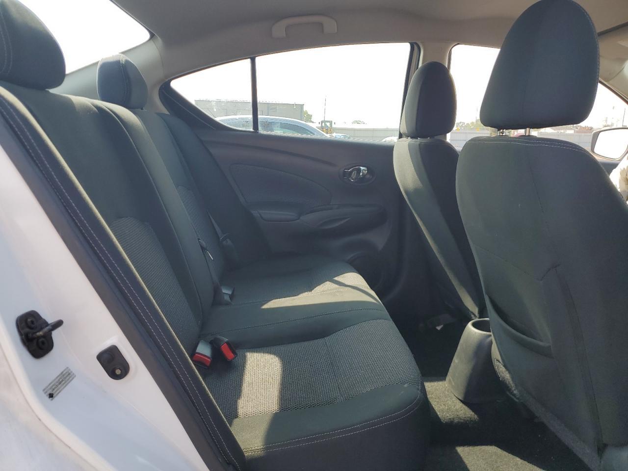 2019 NISSAN VERSA