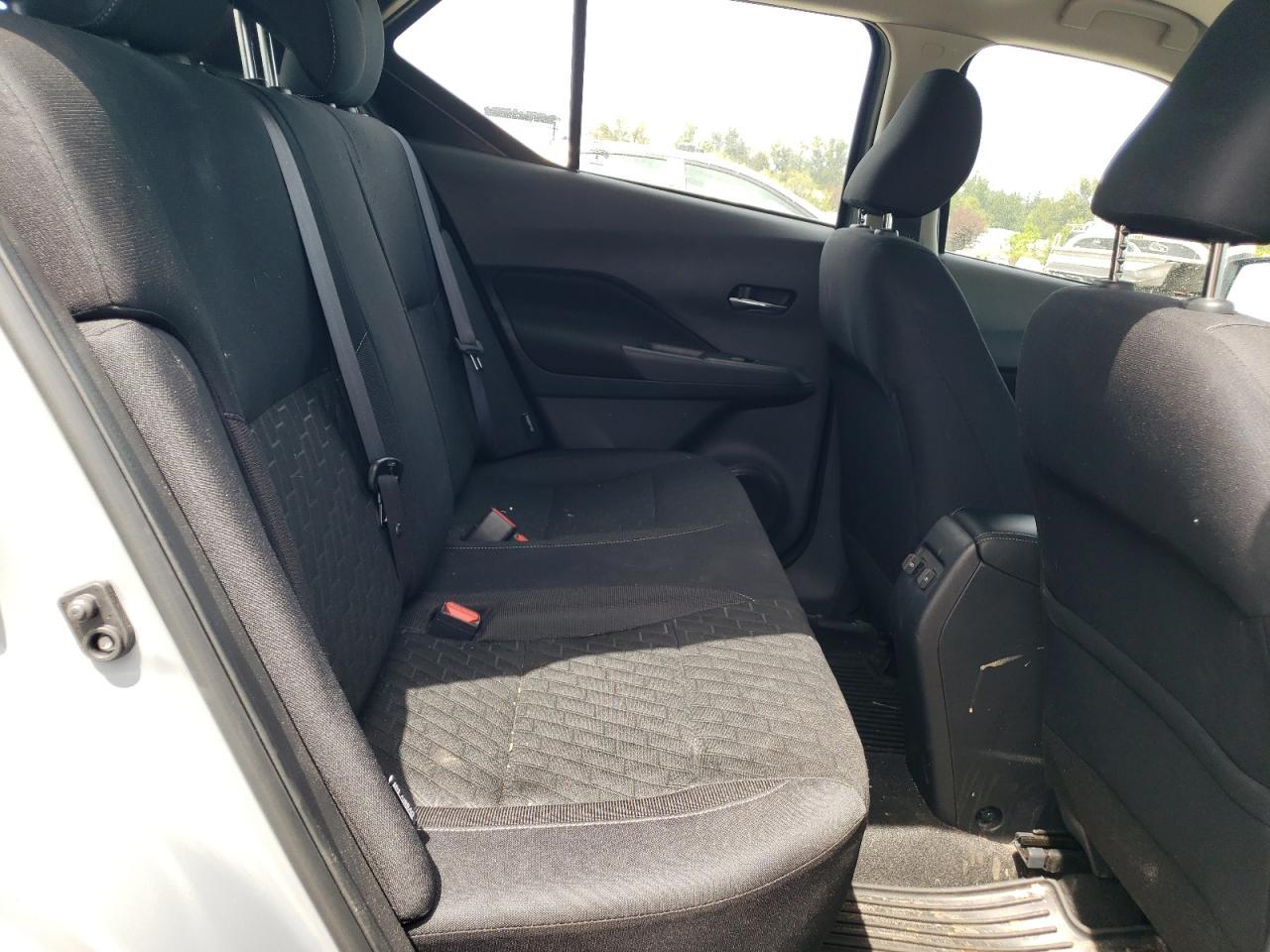 2023 NISSAN KICKS