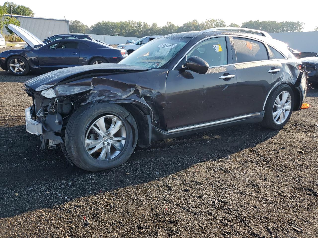 2012 INFINITI FX35