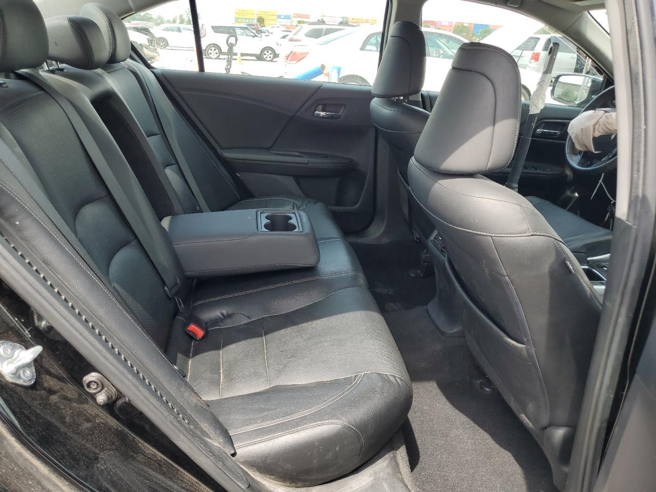 2015 HONDA ACCORD