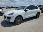 2018 PORSCHE CAYENNE