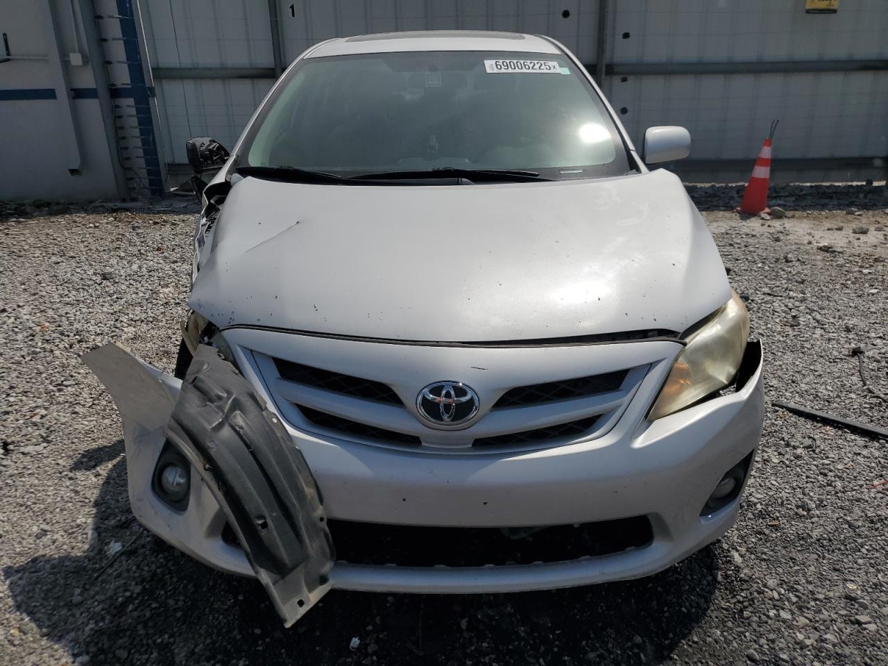 2011 TOYOTA COROLLA