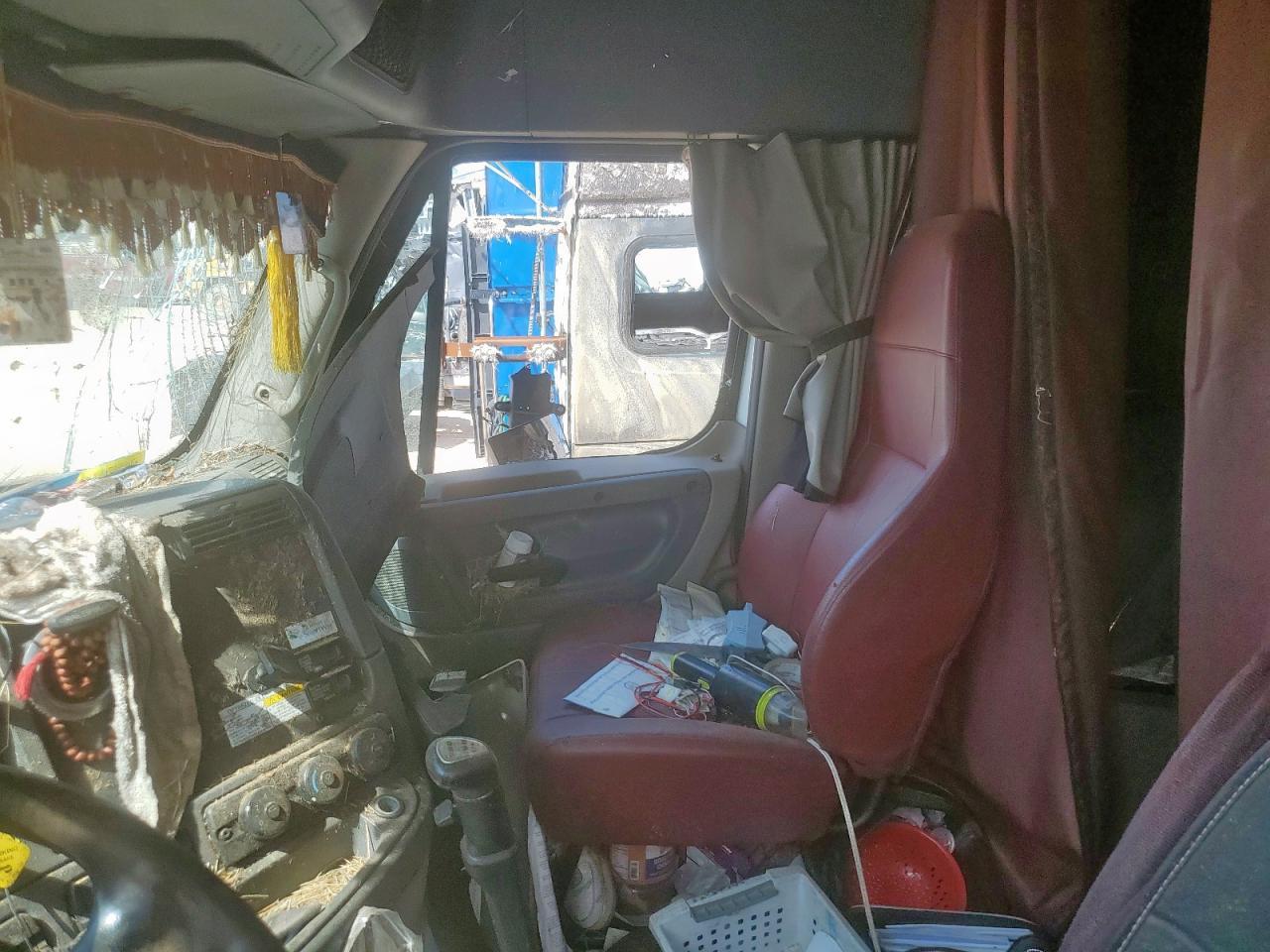 2018 FREIGHTLINER CASCADIA 125
