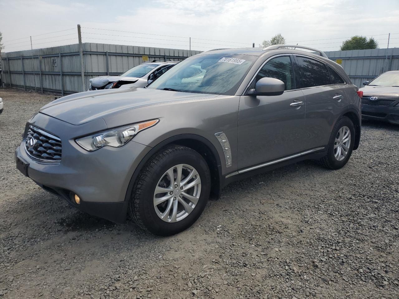 2011 INFINITI FX35
