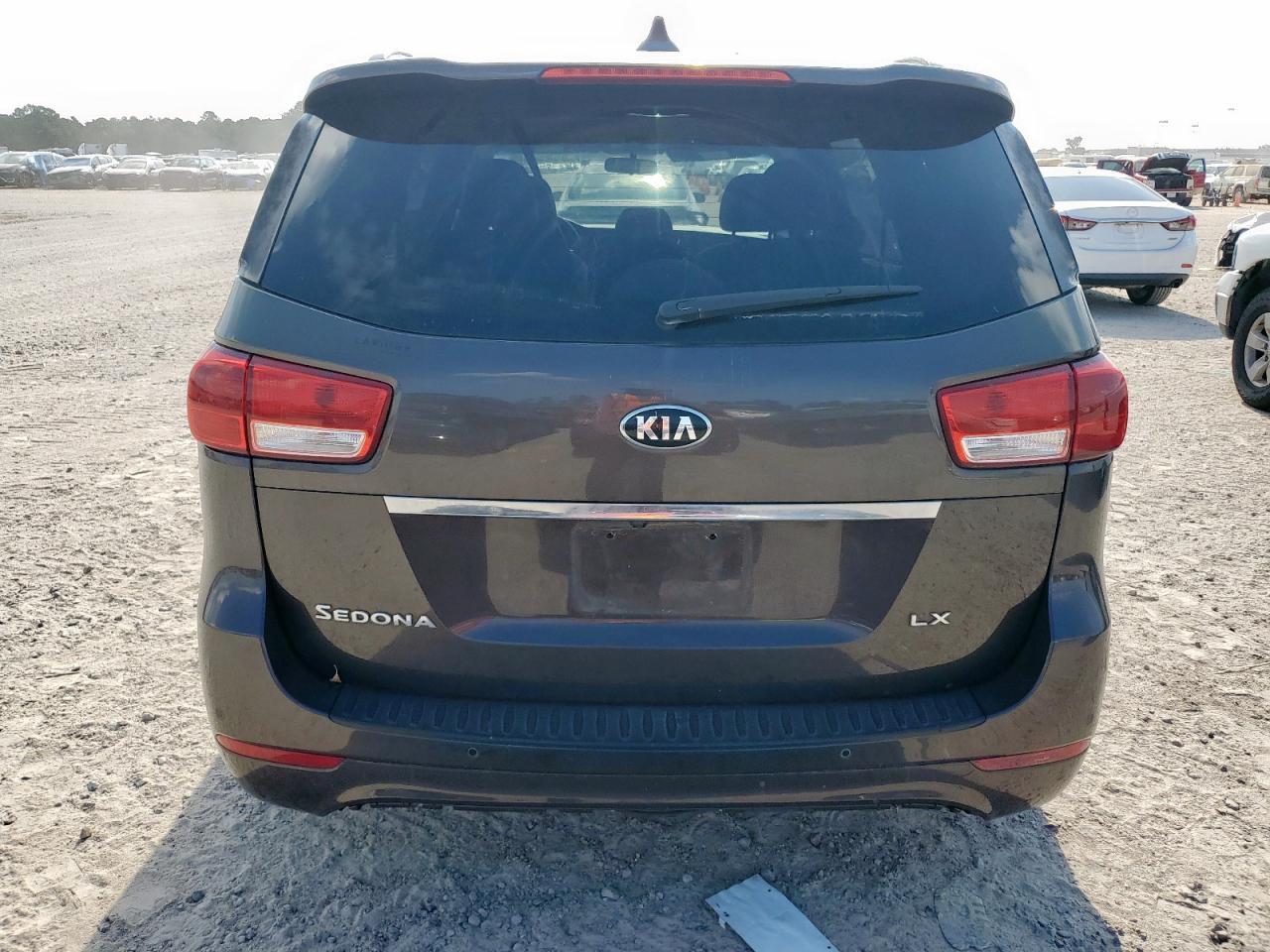 2016 KIA SEDONA