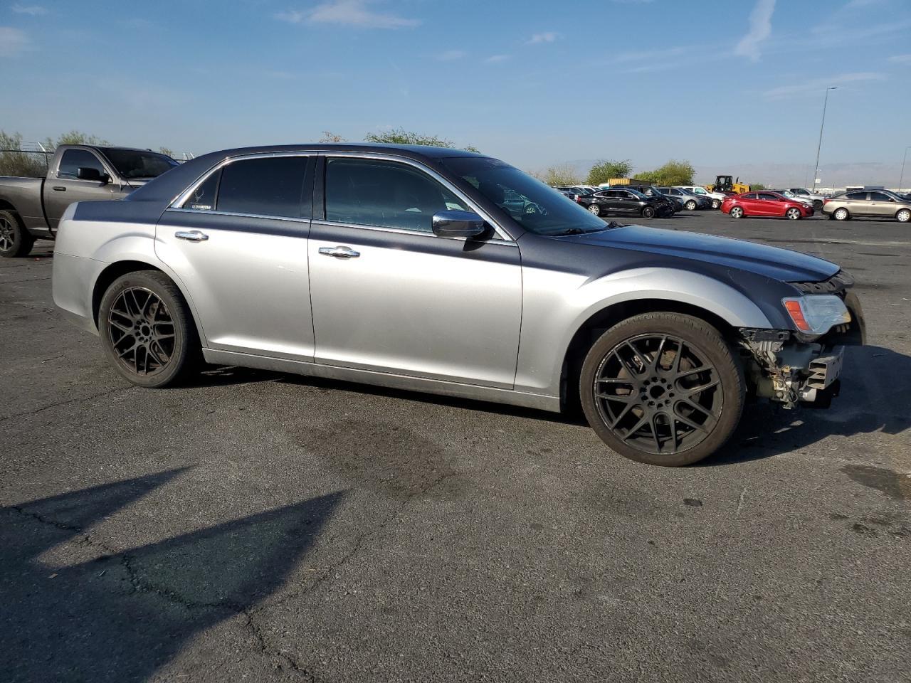2013 CHRYSLER 300