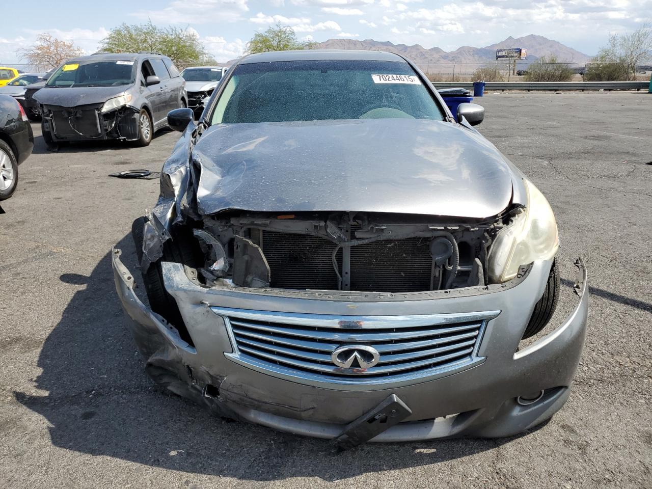 2013 INFINITI G37