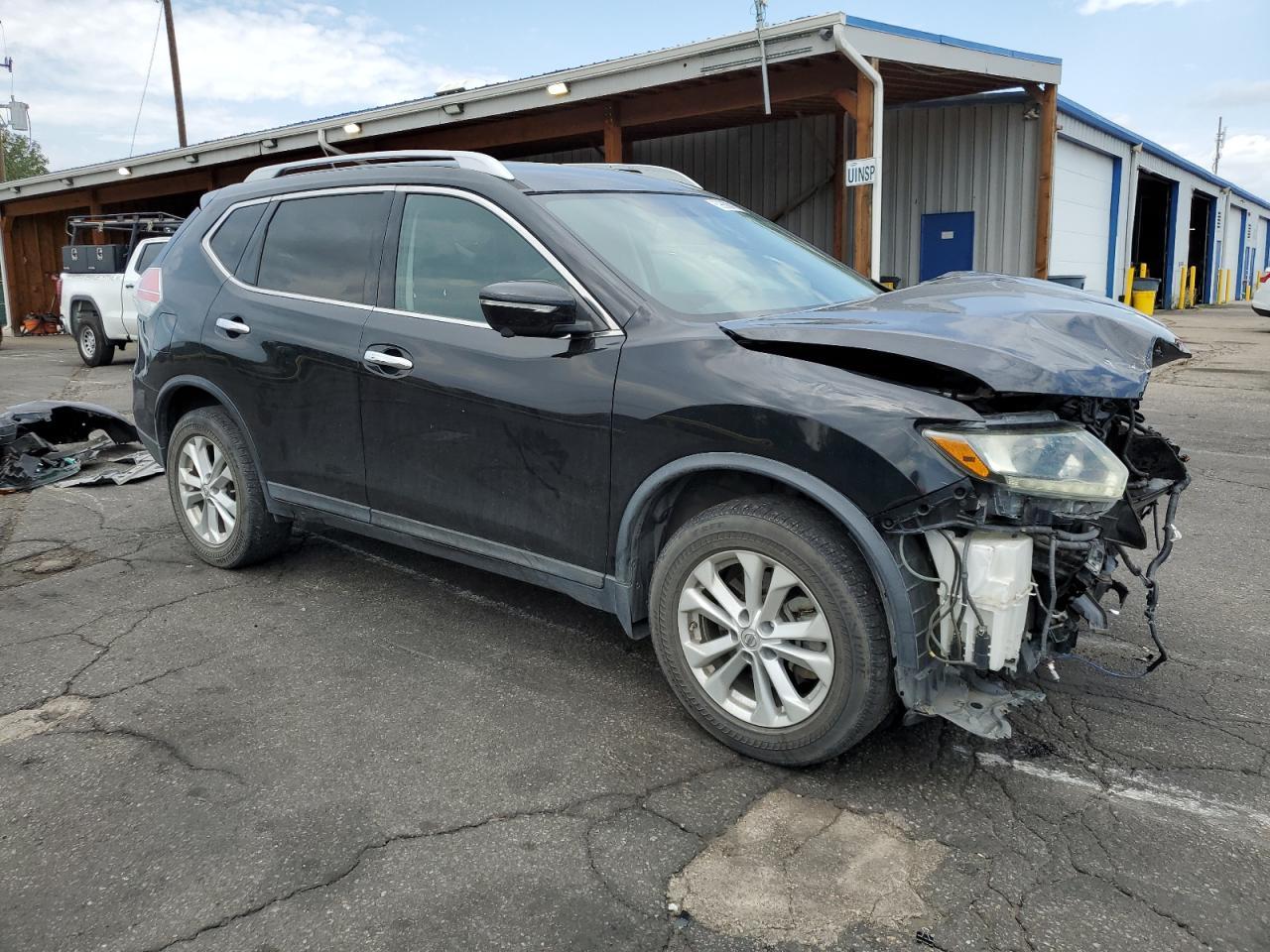 2015 NISSAN ROGUE