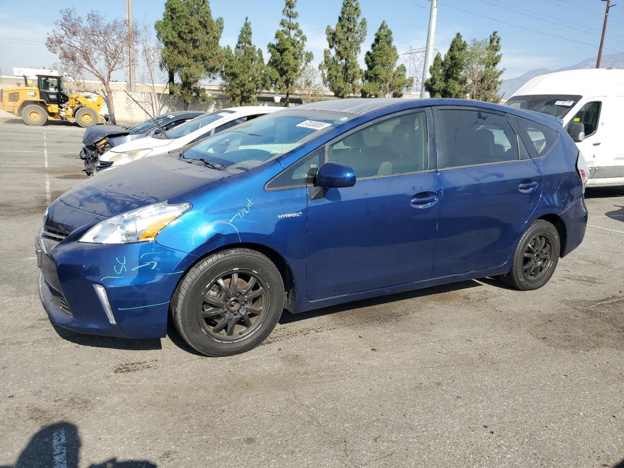 2012 TOYOTA PRIUS V