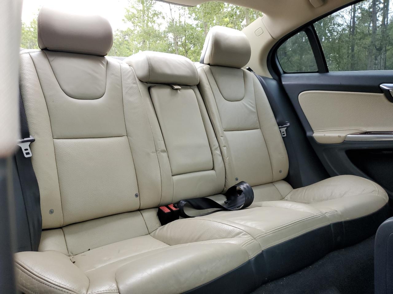 2012 VOLVO S60