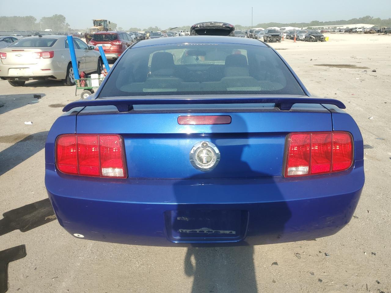 2005 FORD MUSTANG