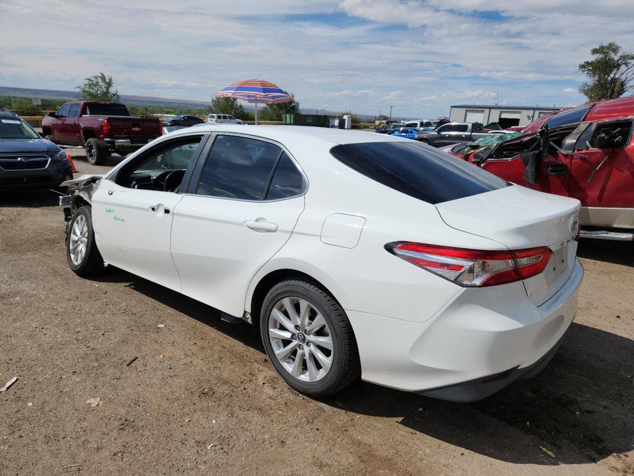 2018 TOYOTA CAMRY