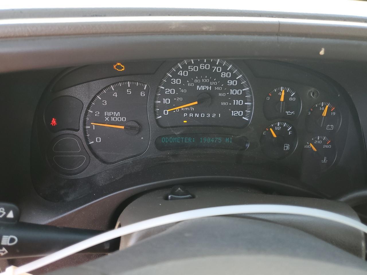 2004 CADILLAC ESCALADE