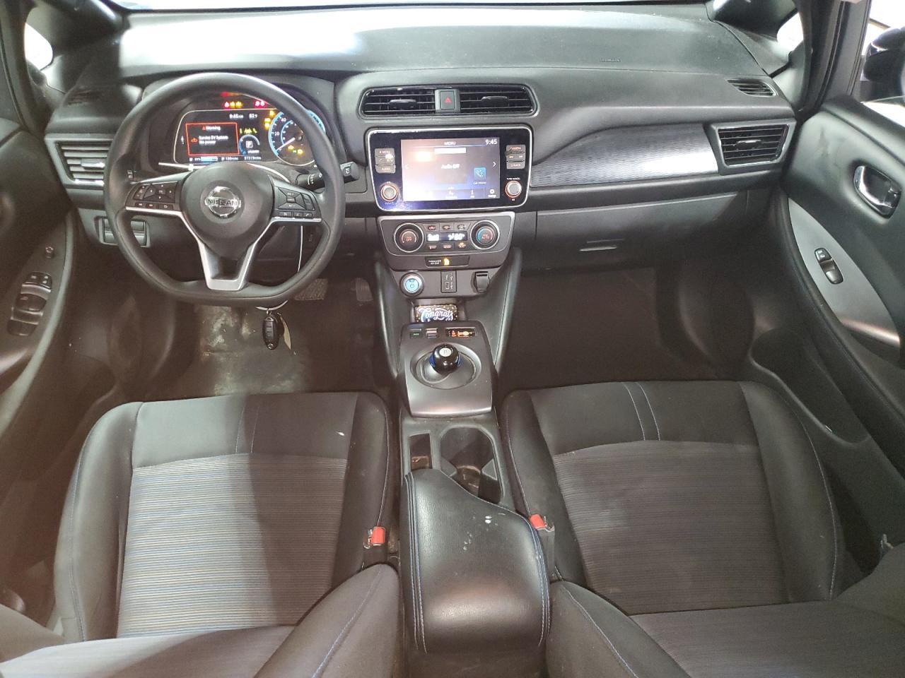 2021 NISSAN LEAF