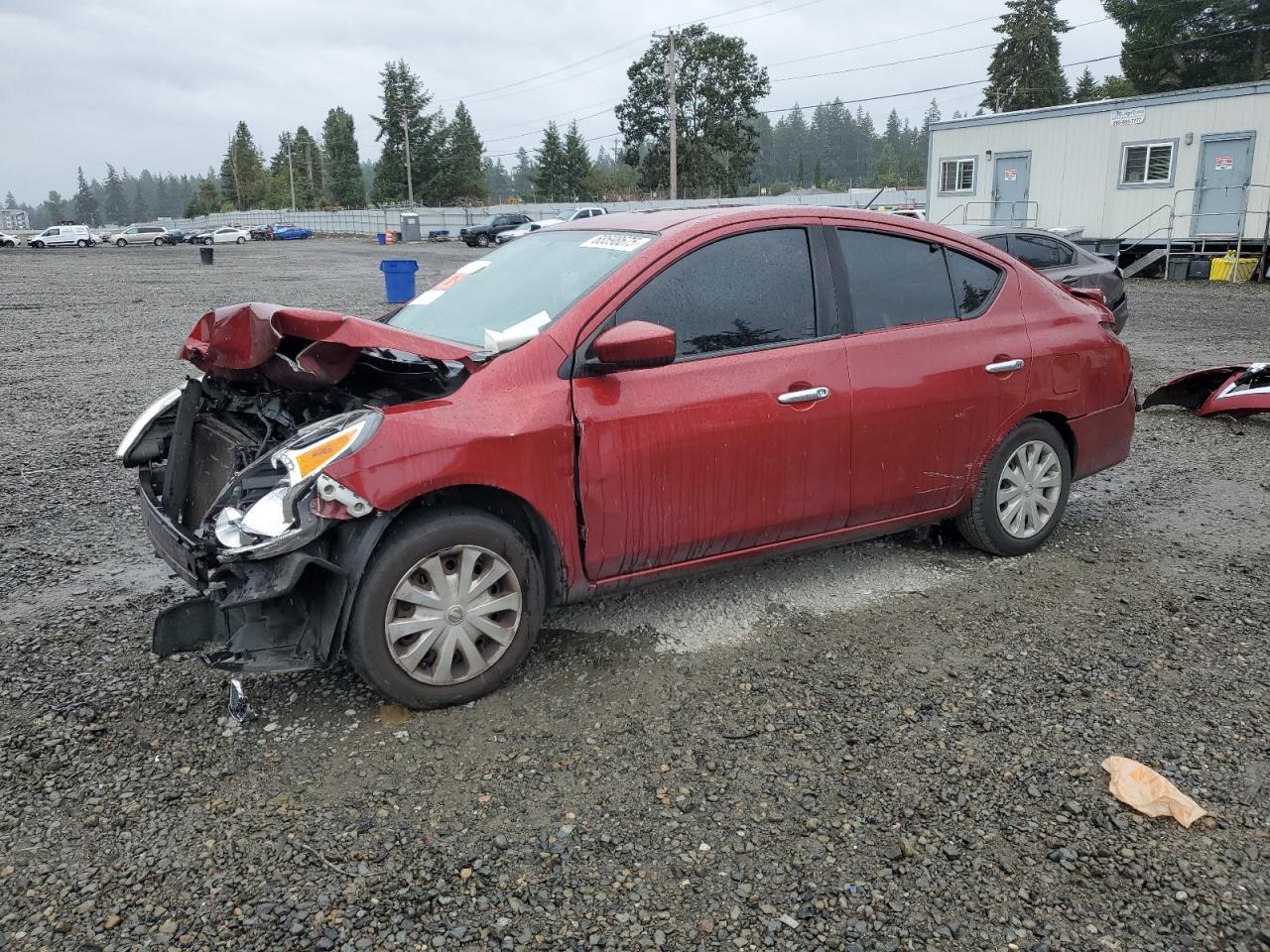 2017 NISSAN VERSA