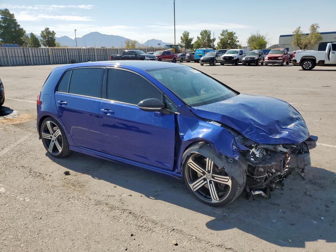2016 VOLKSWAGEN Golf R