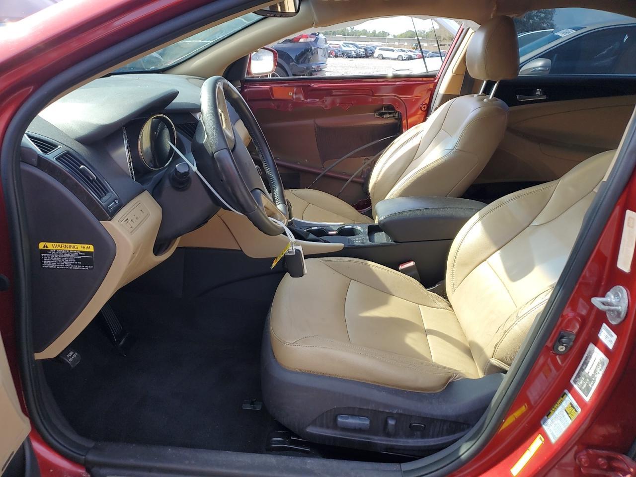 2011 HYUNDAI SONATA