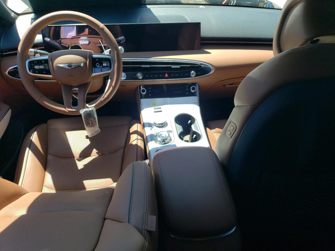 2026 GENESIS GV70