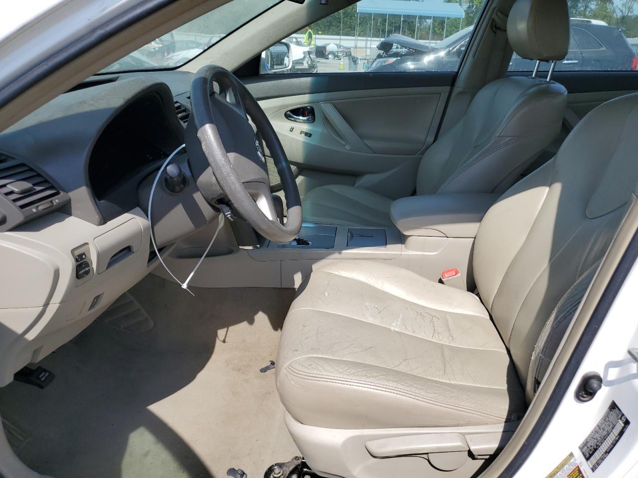 2010 TOYOTA CAMRY