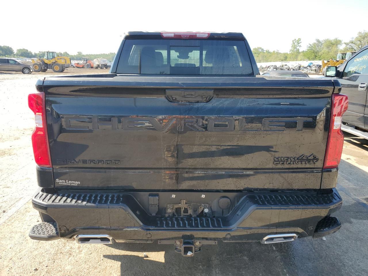 2025 CHEVROLET Silverado