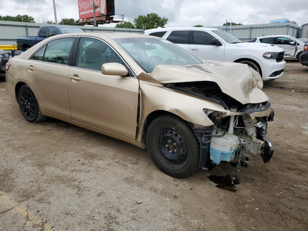 2011 TOYOTA CAMRY