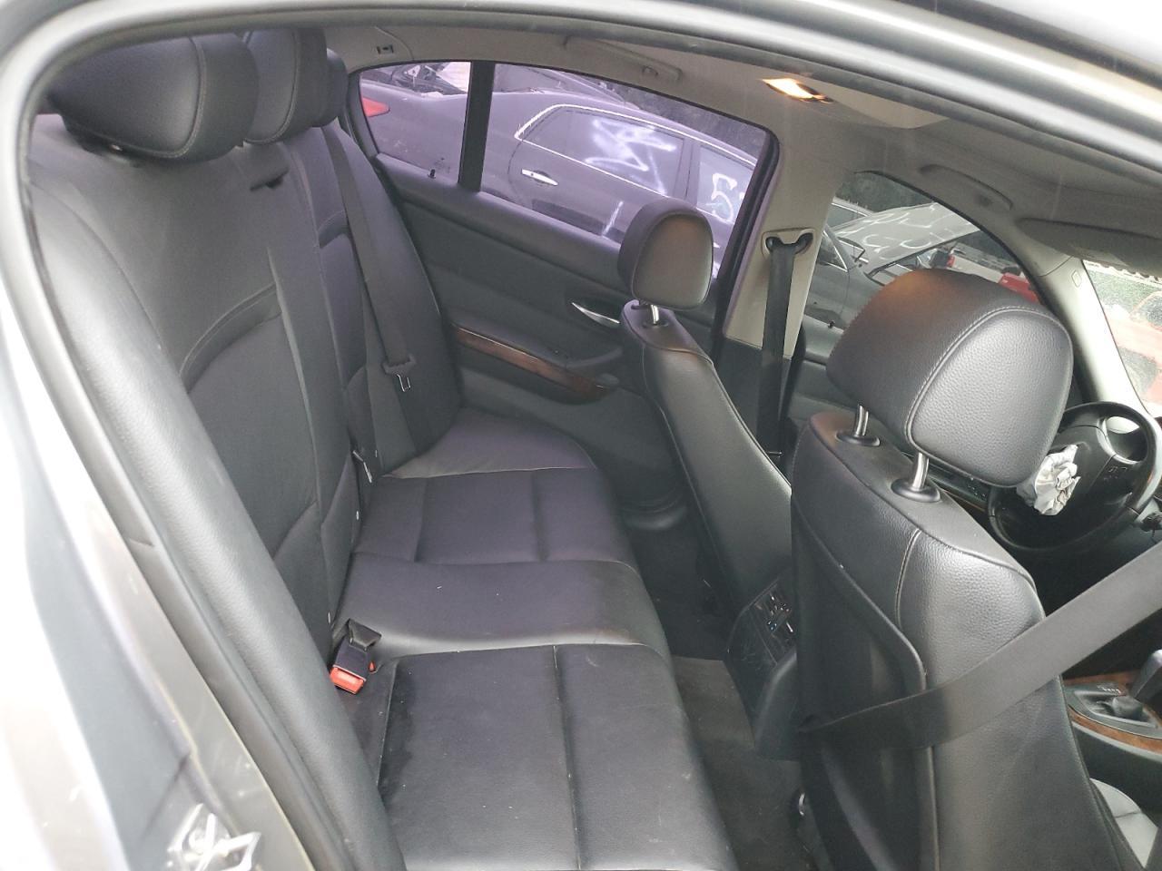 2010 BMW 3 SERIES