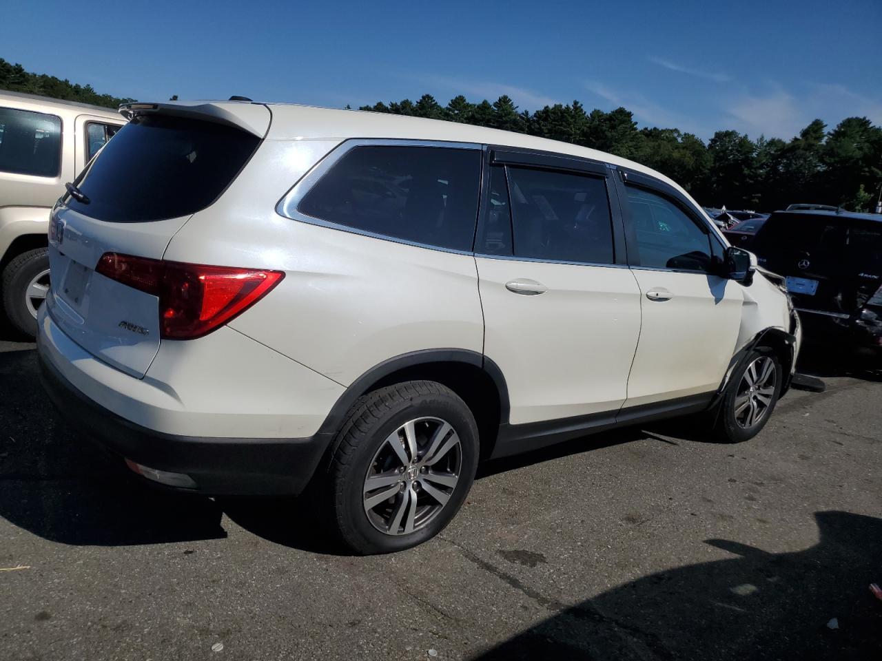 2017 HONDA PILOT