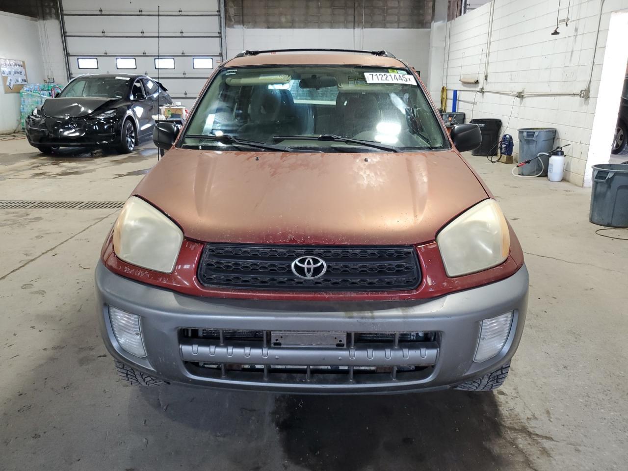 2002 TOYOTA RAV4