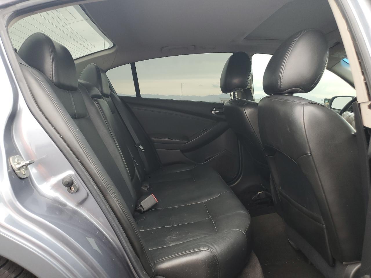 2011 NISSAN ALTIMA