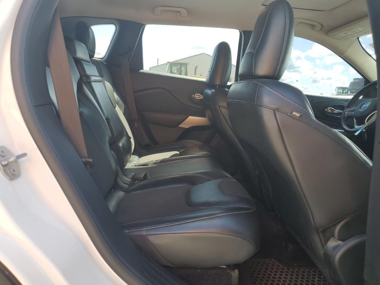 2018 JEEP CHEROKEE