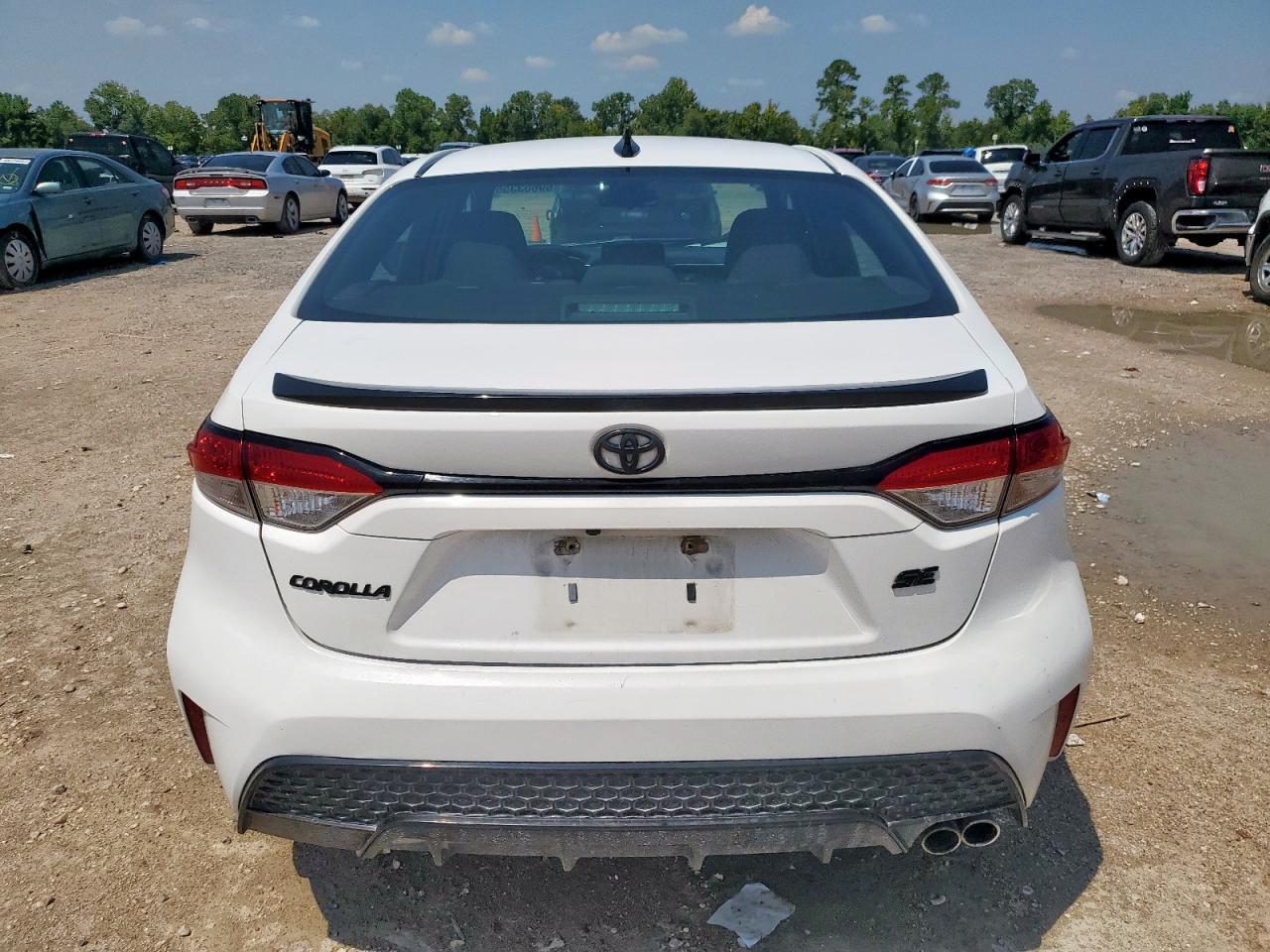 2021 TOYOTA COROLLA
