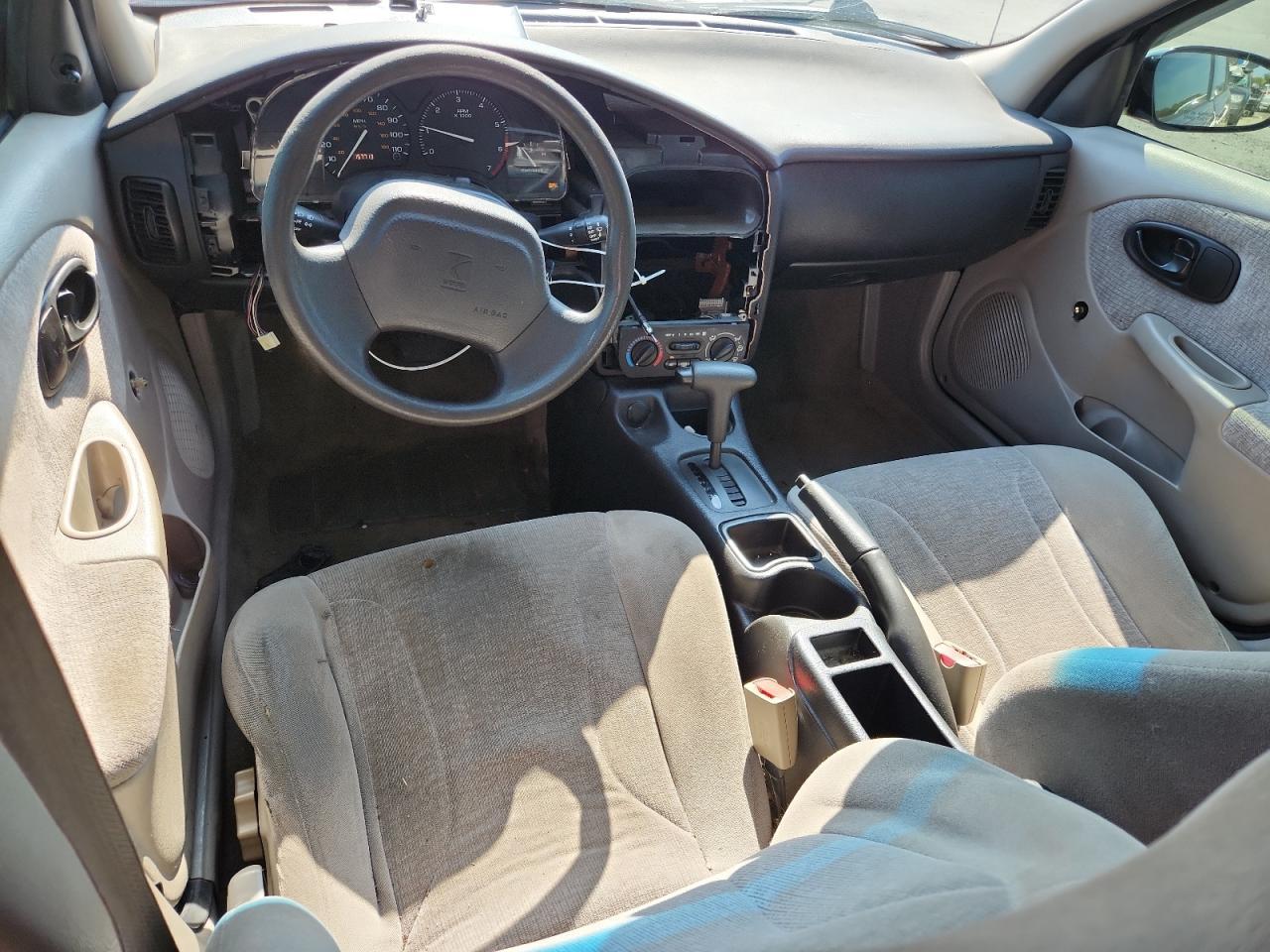 2002 SATURN Sl1