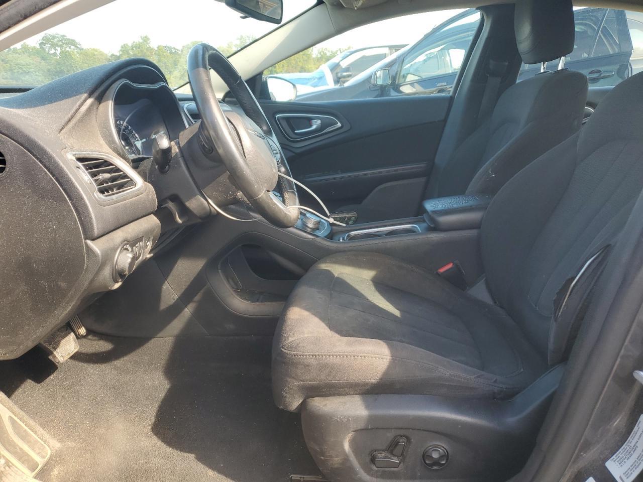 2015 CHRYSLER 200