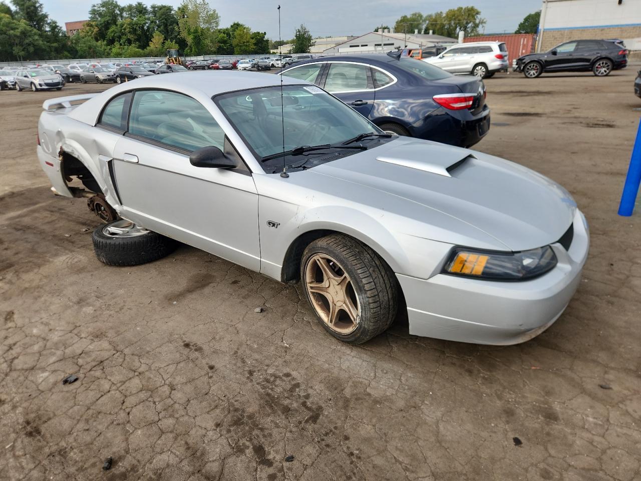 2001 FORD MUSTANG