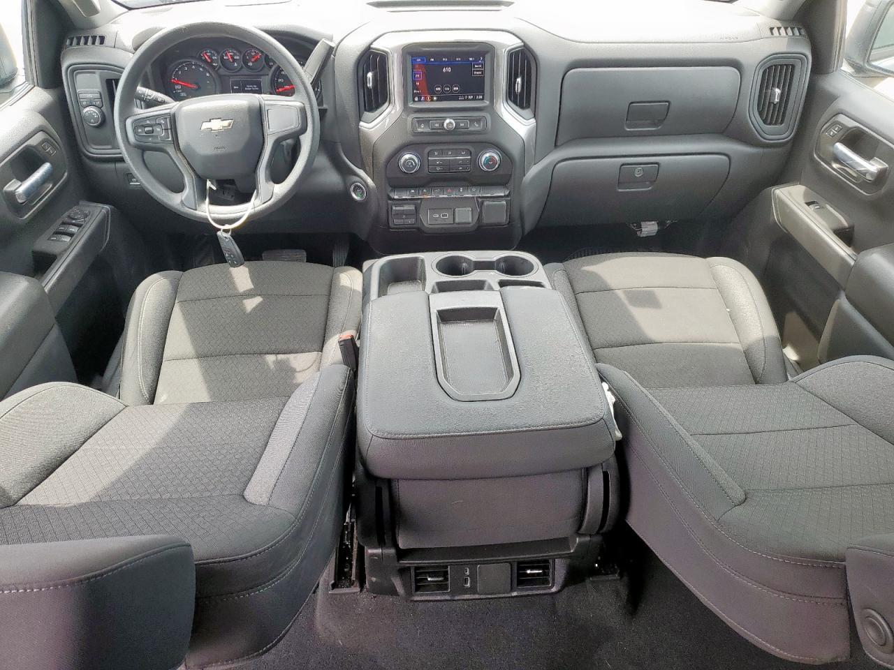 2025 CHEVROLET Silverado