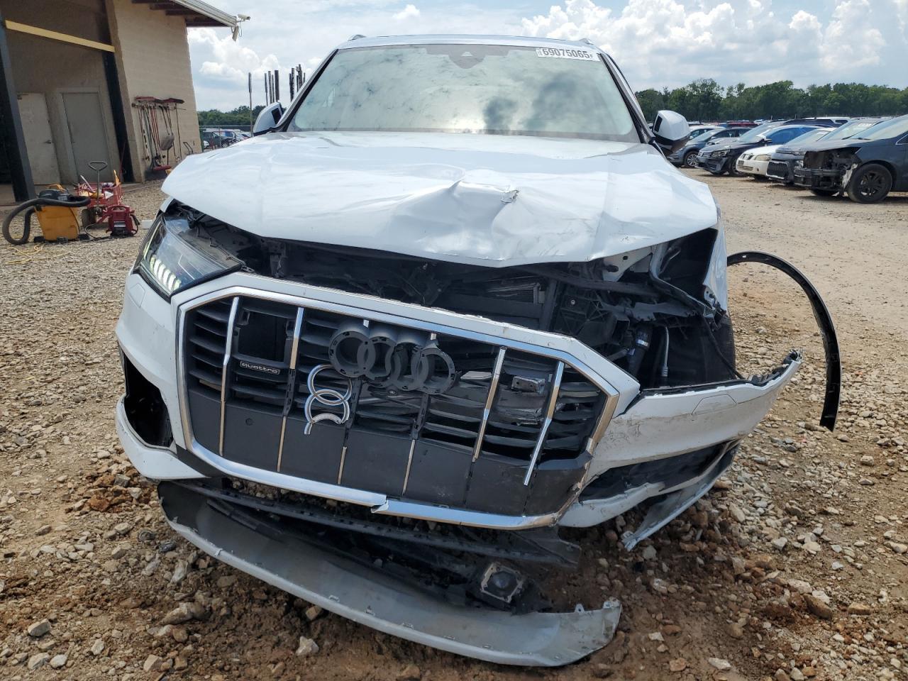 2023 AUDI Q7