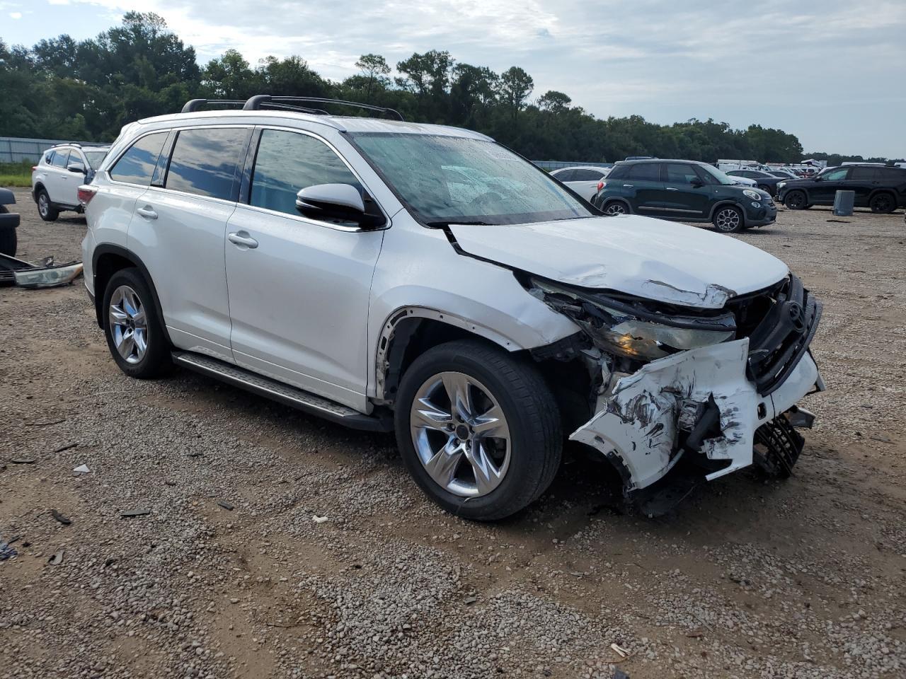 2015 TOYOTA HIGHLANDER
