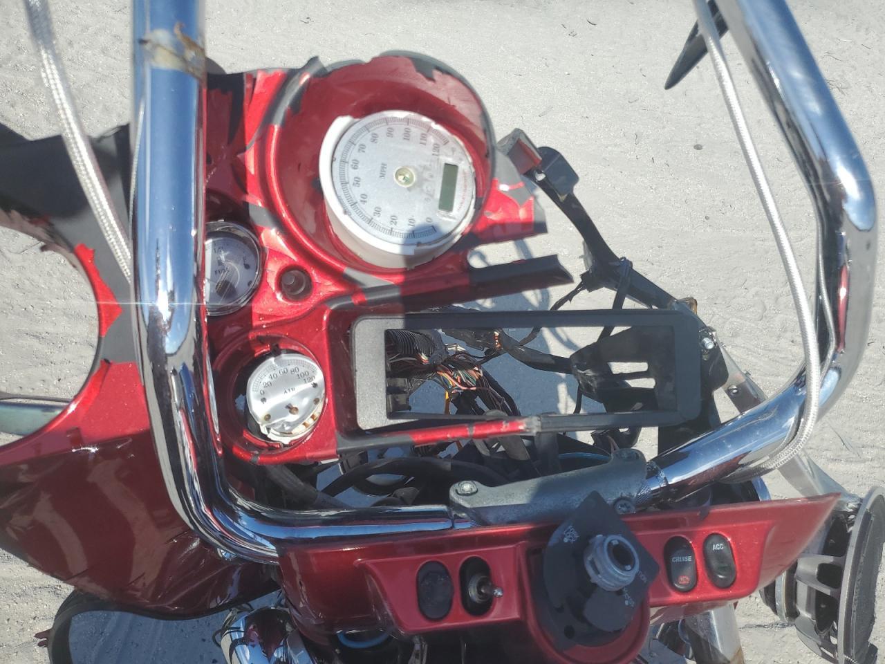2012 HARLEY-DAVIDSON FLHX