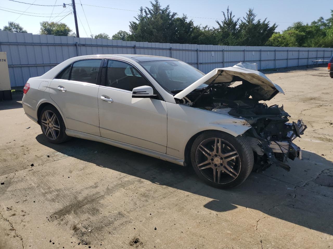 2010 MERCEDES-BENZ E-Class